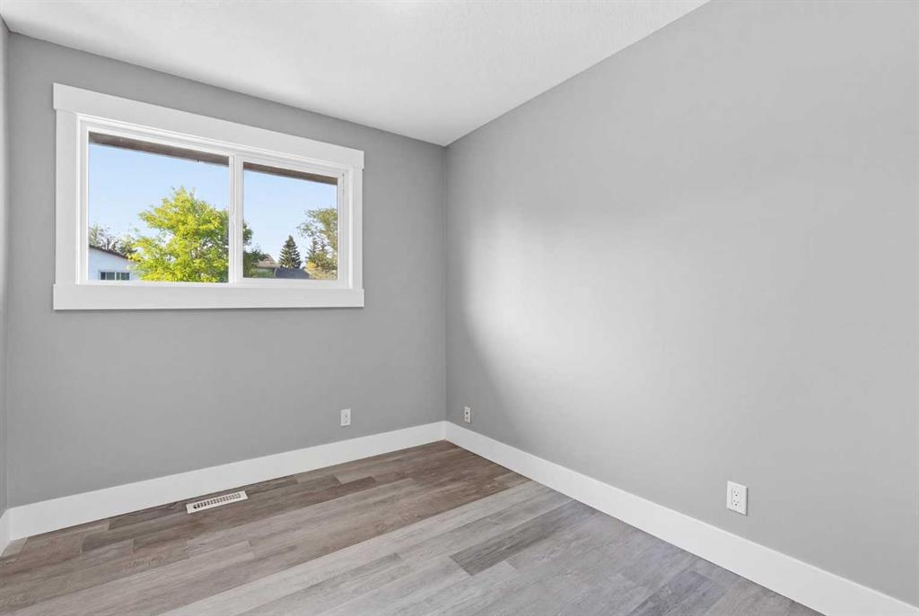 Picture of 99 Pinecliff Close , Calgary Real Estate Listing