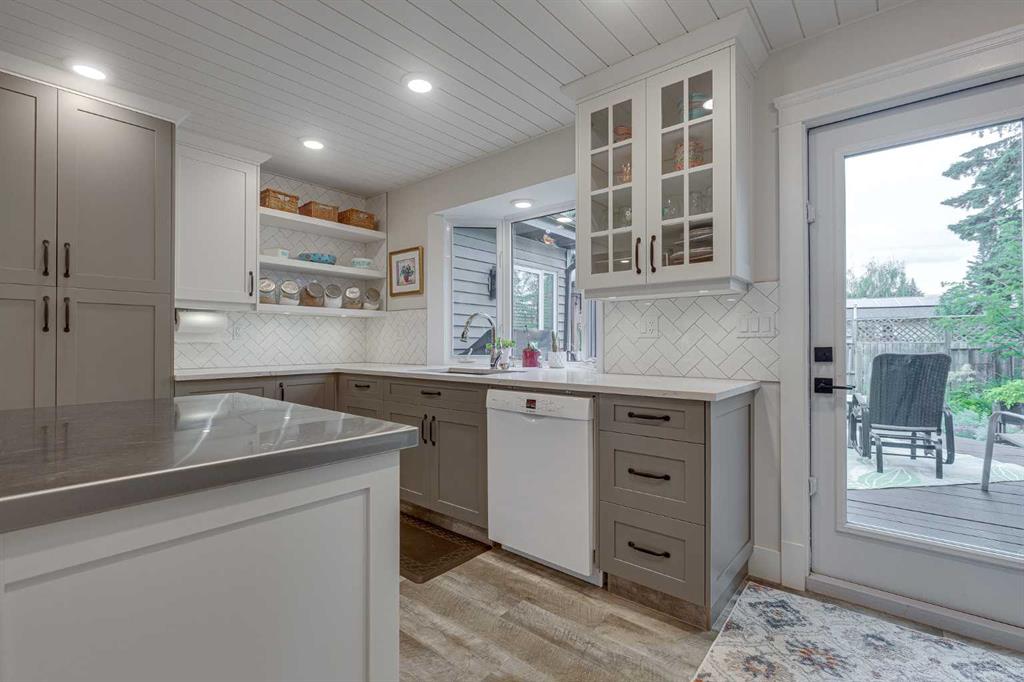 Picture of 111 Selkirk Boulevard , Red Deer Real Estate Listing