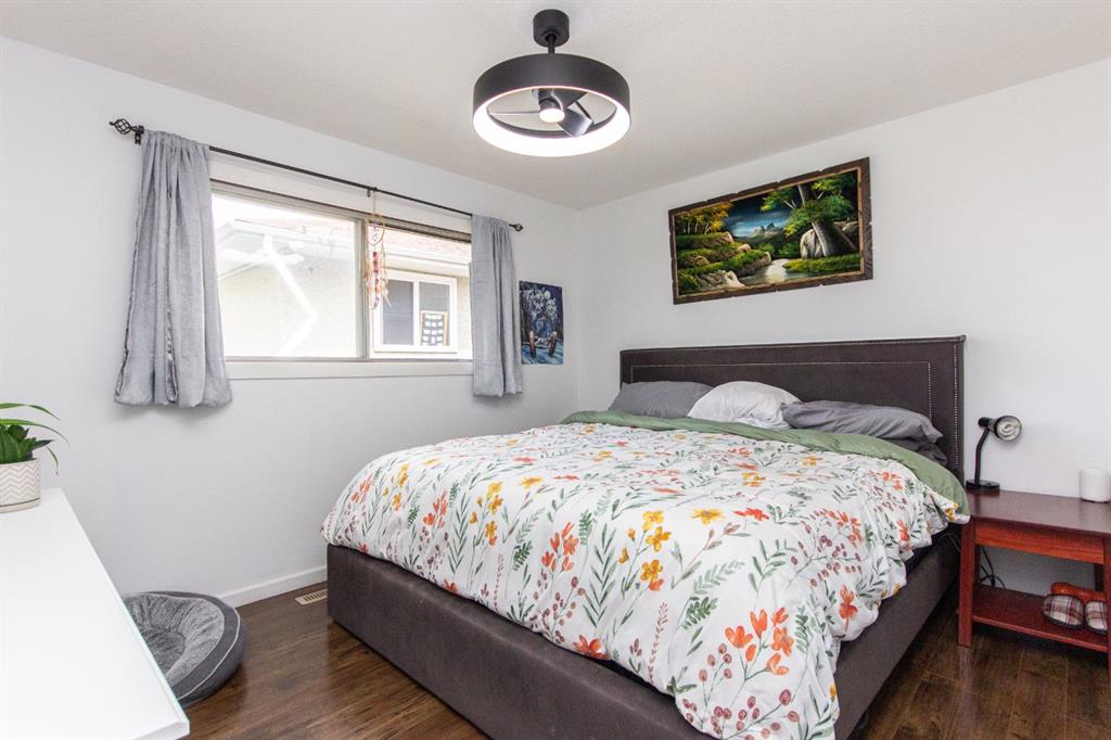 Picture of 6308 61 Avenue , Red Deer Real Estate Listing