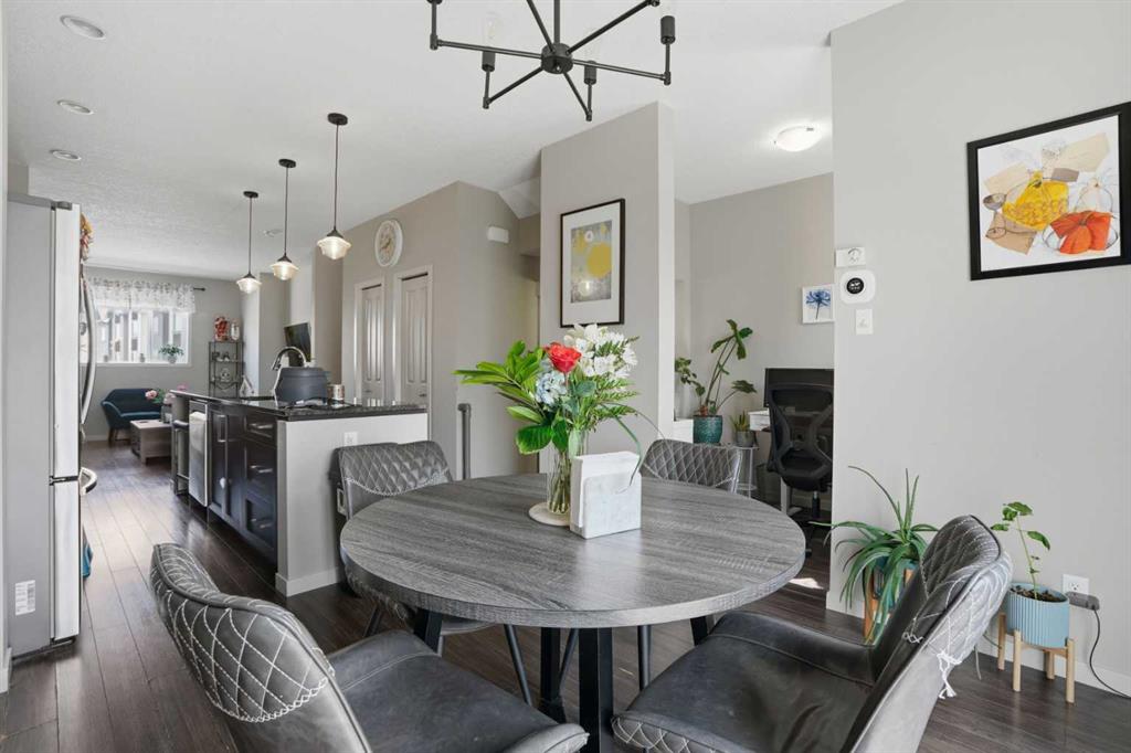Picture of 227 Copperpond Row SE, Calgary Real Estate Listing