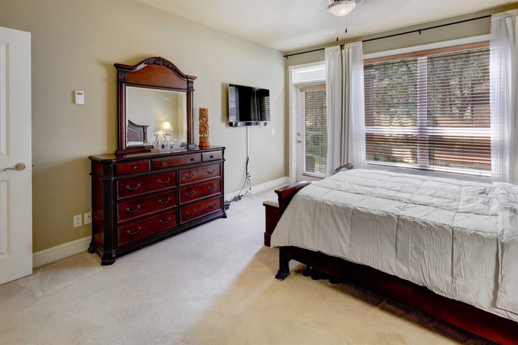 Picture of 105, 11642 Valley Ridge Park NW, Calgary Real Estate Listing