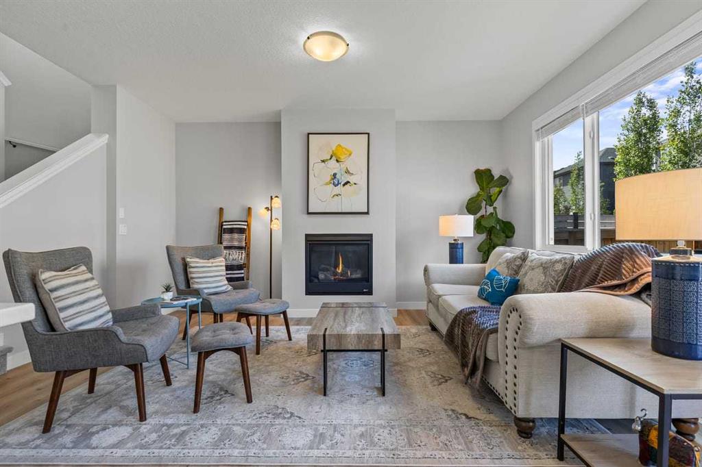 Picture of 288 Sundown View , Cochrane Real Estate Listing