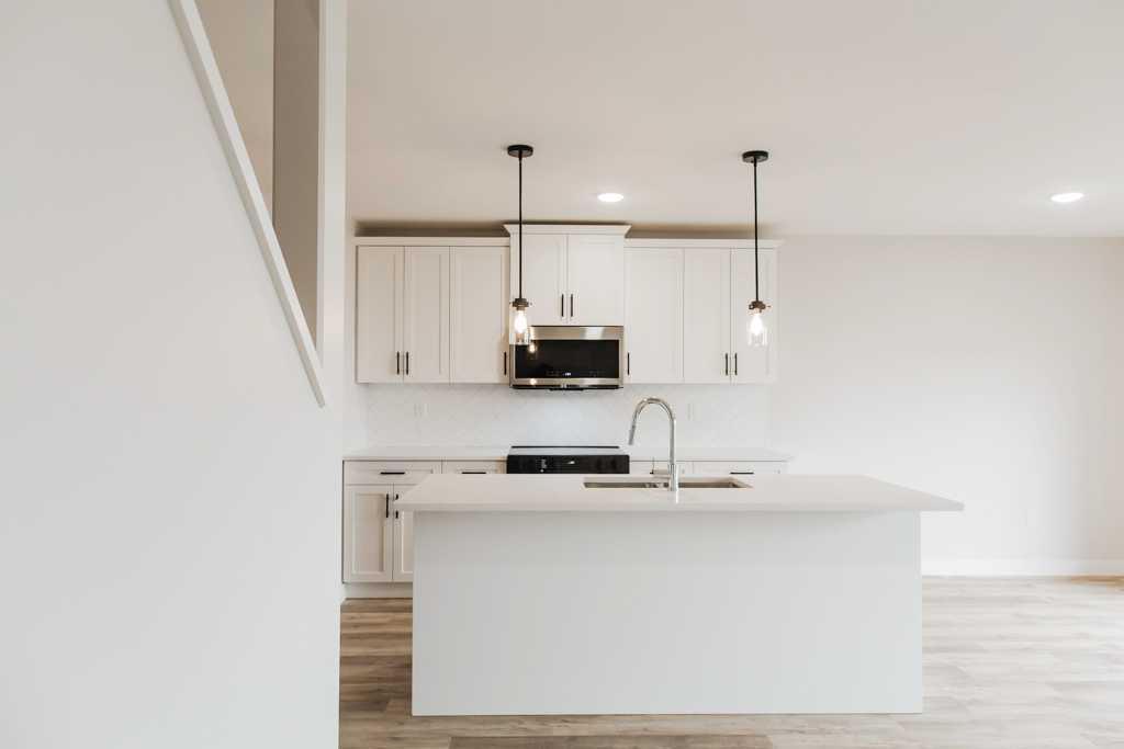 Picture of 9560 114 Avenue , Clairmont Real Estate Listing