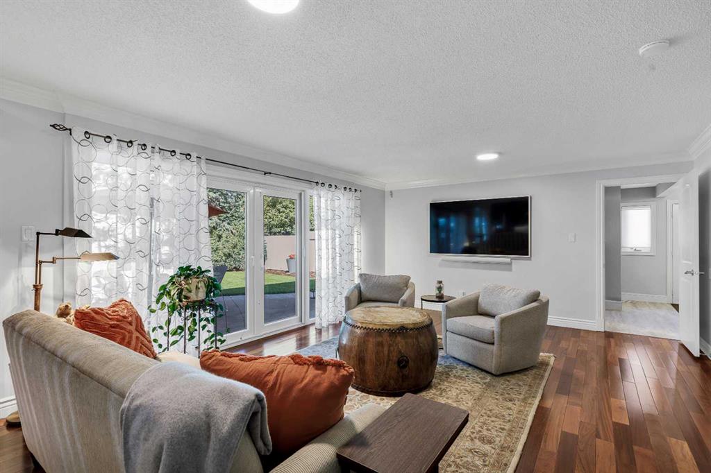 Picture of 10907 Willowfern Drive SE, Calgary Real Estate Listing