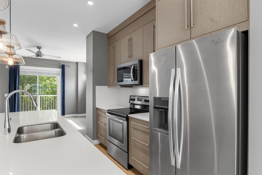 Picture of 43, 111 Rainbow Falls Gate , Chestermere Real Estate Listing