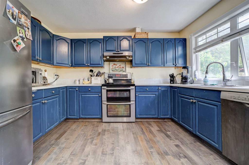 Picture of 13518 15 Avenue , Blairmore Real Estate Listing