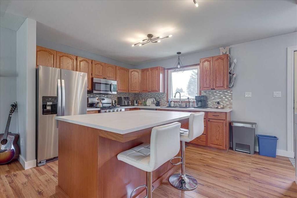 Picture of 4709 55 Avenue , Rimbey Real Estate Listing