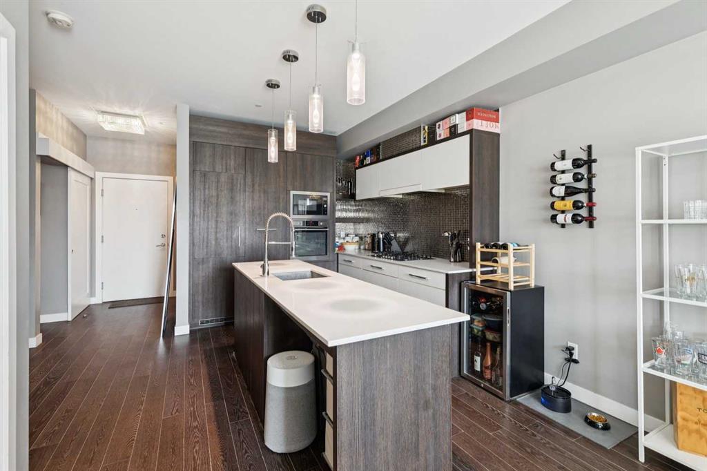 Picture of 209, 119 19 Street NW, Calgary Real Estate Listing