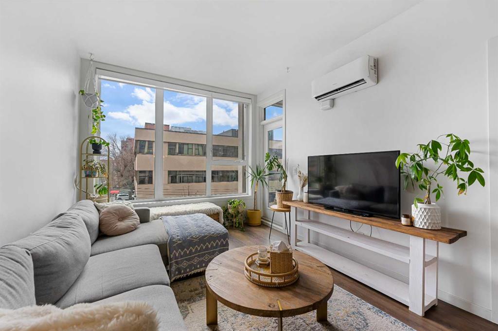 Picture of 307, 317 22 Avenue SW, Calgary Real Estate Listing