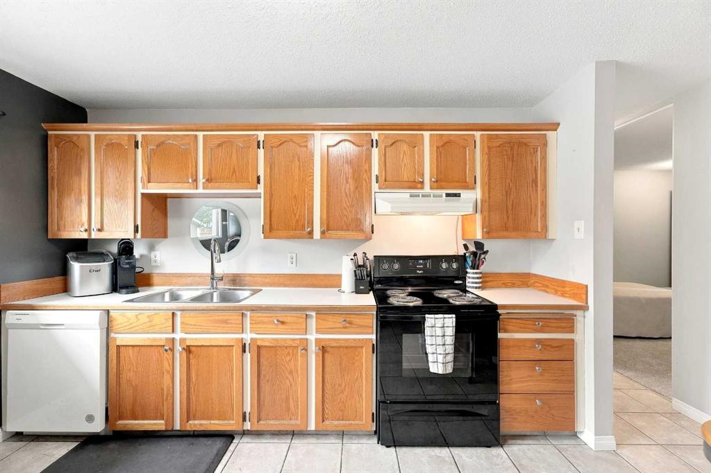Picture of 12 Anders Street , Red Deer Real Estate Listing