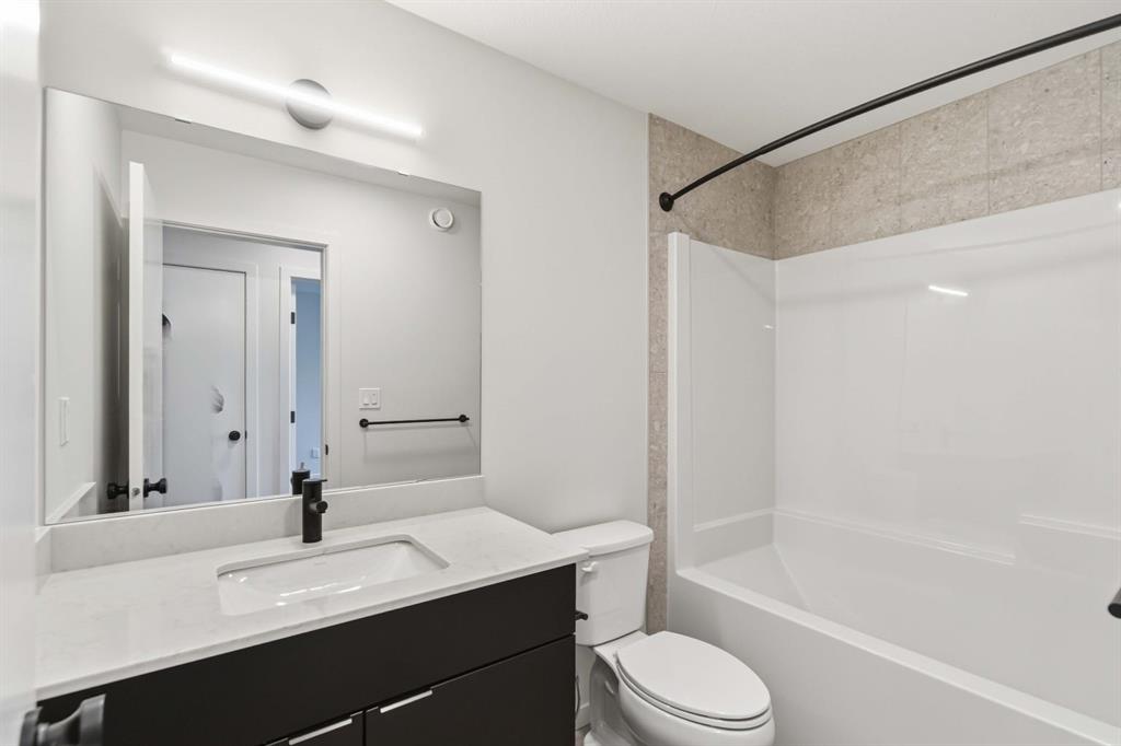 Picture of 86 Heritage Heath , Cochrane Real Estate Listing