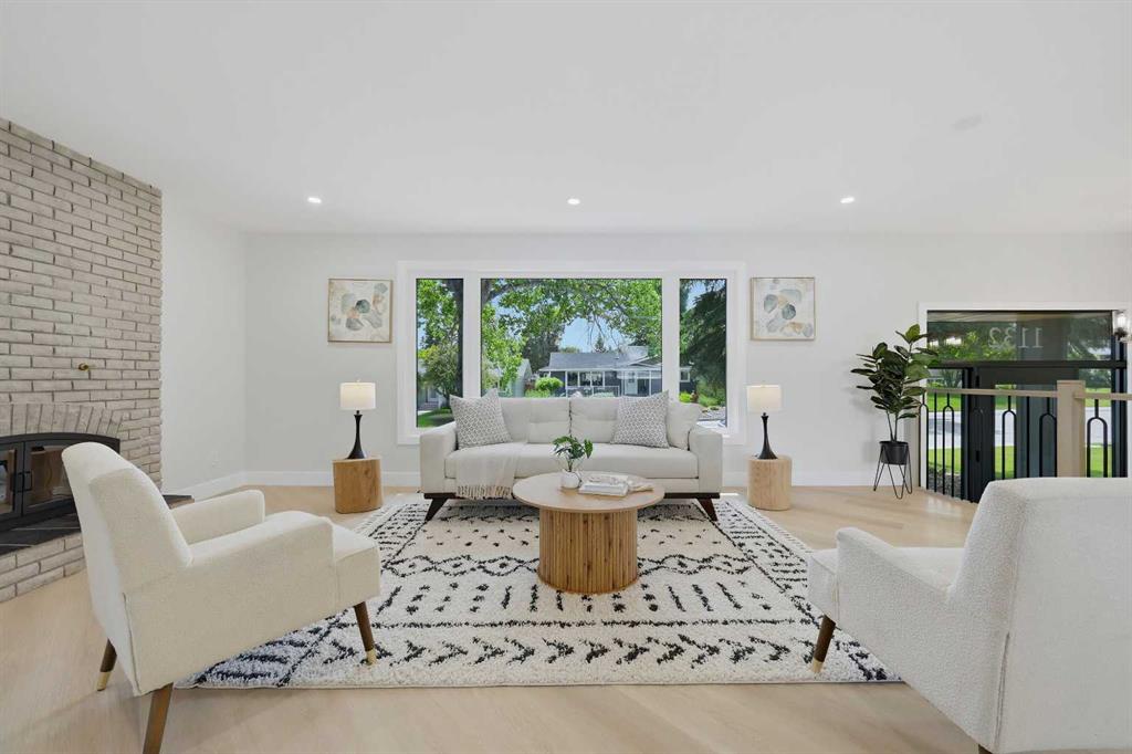 Picture of 1132 Lake Sylvan Place SE, Calgary Real Estate Listing