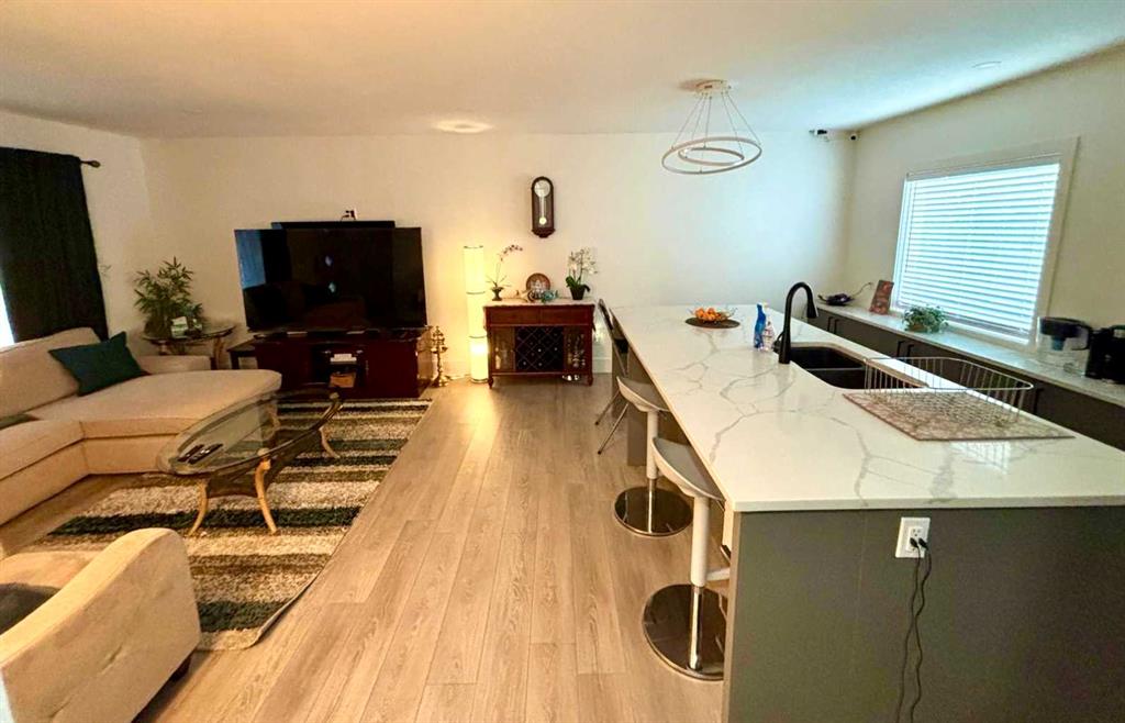 Picture of 21 Cawder Drive NW, Calgary Real Estate Listing