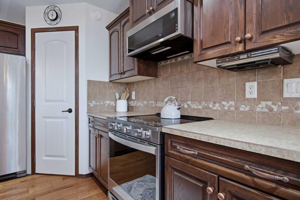 Picture of 39 Landry Bend , Red Deer Real Estate Listing