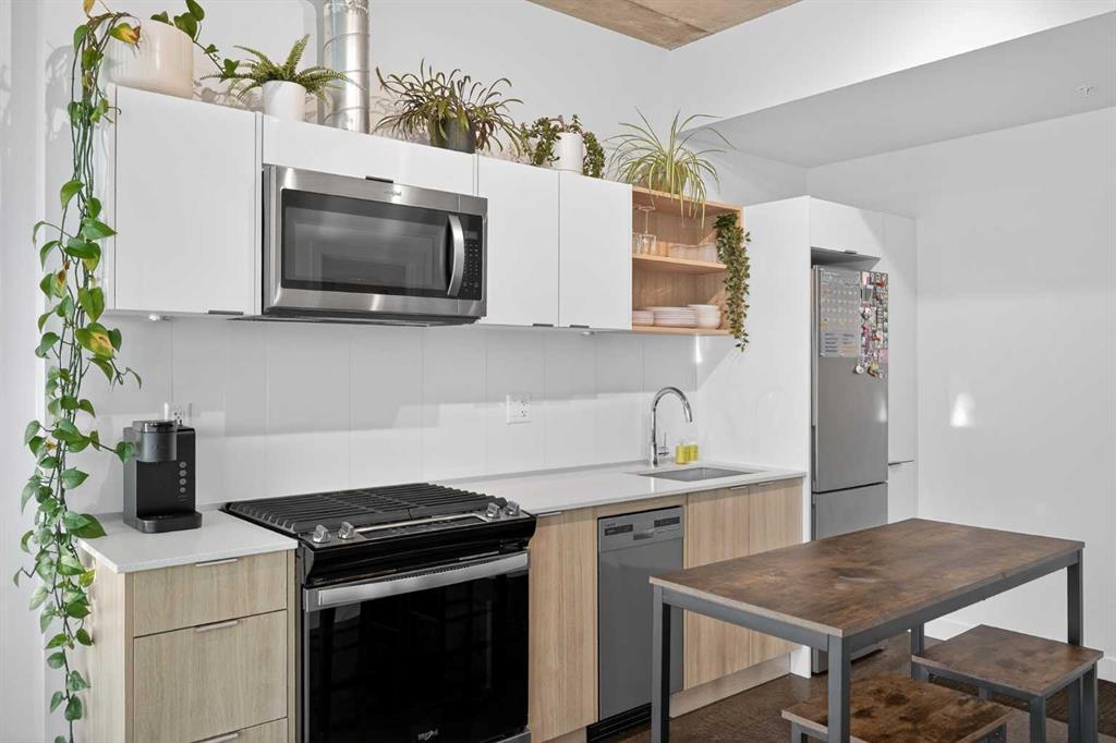 Picture of 203, 1319 14 Avenue SW, Calgary Real Estate Listing