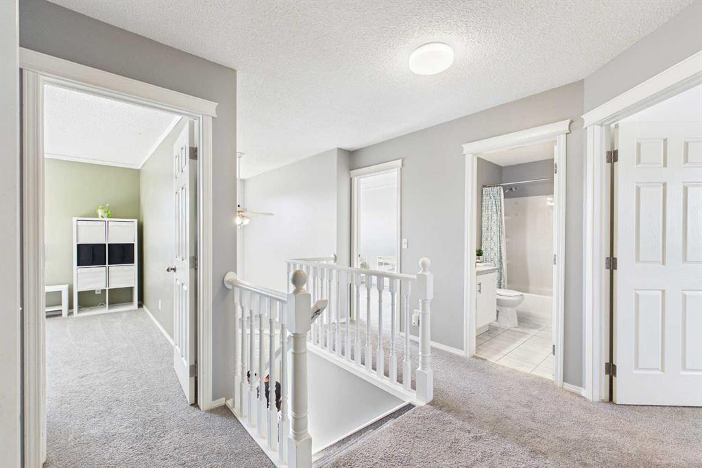 Picture of 70 Coventry Crescent NE, Calgary Real Estate Listing