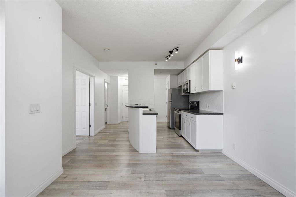 Picture of 438, 930 Centre Avenue NE, Calgary Real Estate Listing
