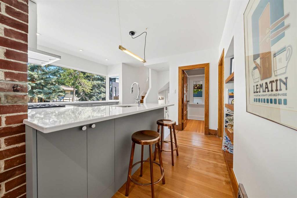 Picture of 3222 1 Street NE, Calgary Real Estate Listing