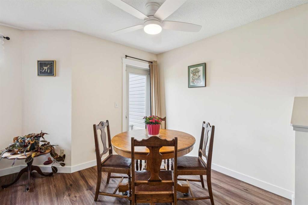 Picture of 212 Bayside Point SW, Airdrie Real Estate Listing