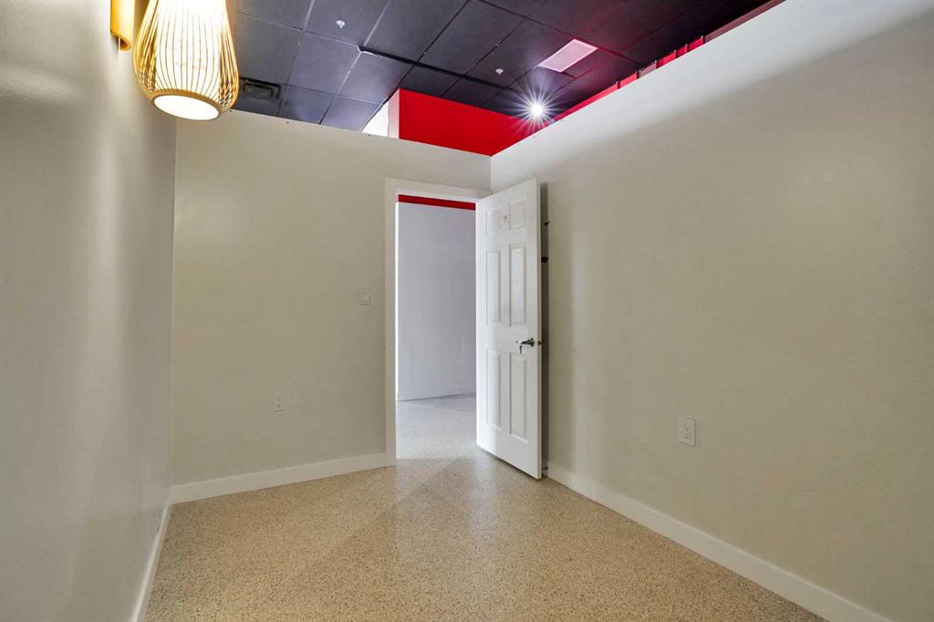 Picture of 2134, 12 Royal Vista Way NW, Calgary Real Estate Listing