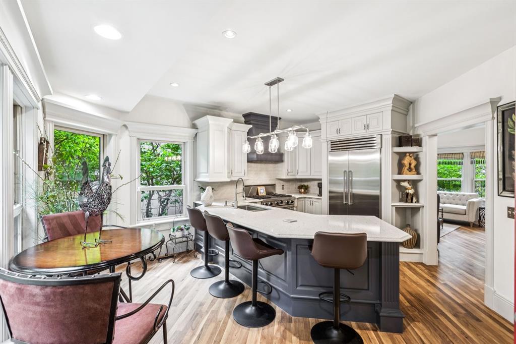 Picture of 1310 15 Street NW, Calgary Real Estate Listing