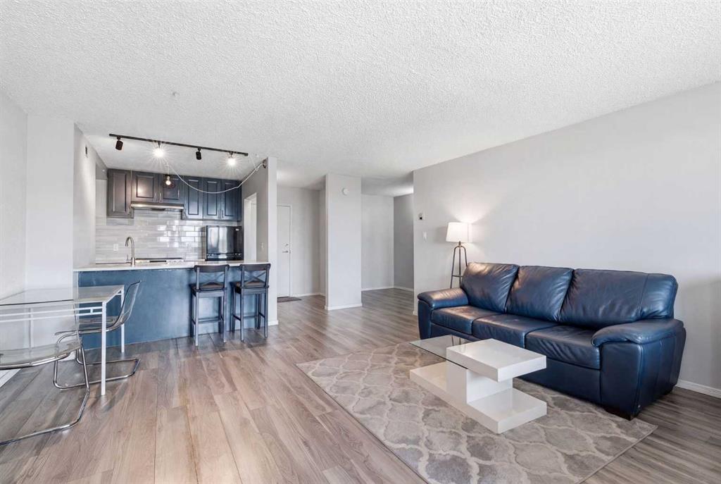 Picture of 2704, 221 6 Avenue SE, Calgary Real Estate Listing