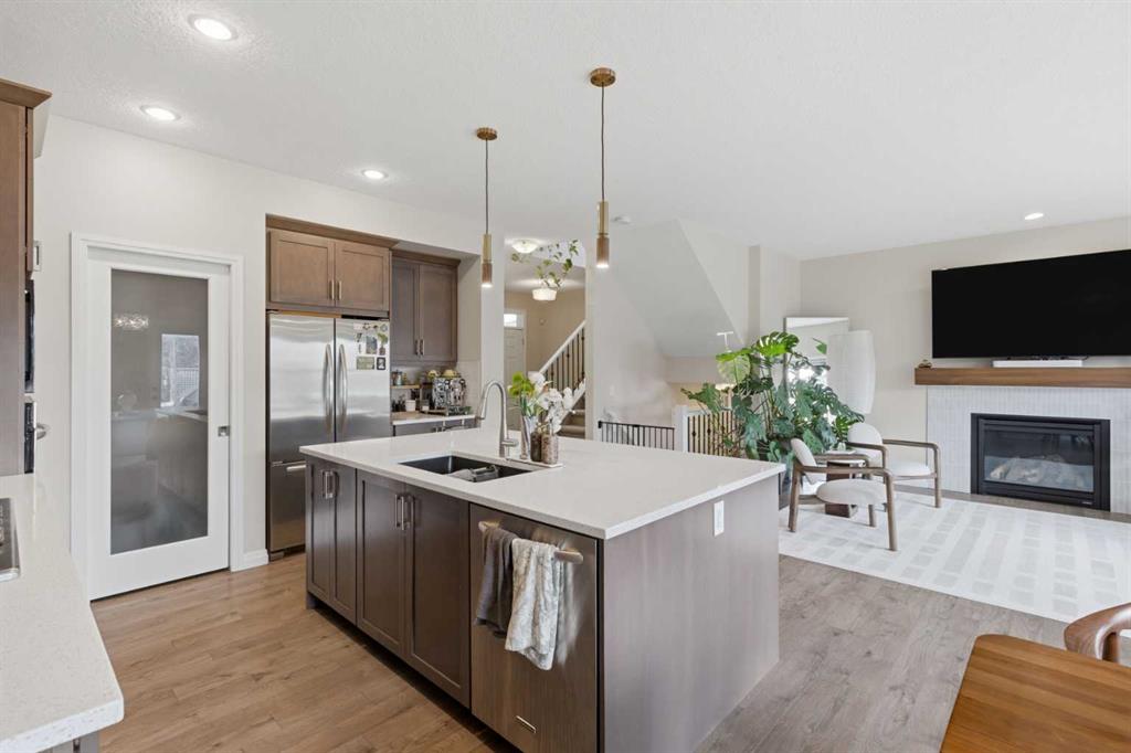 Picture of 26 Evansfield Park NW, Calgary Real Estate Listing