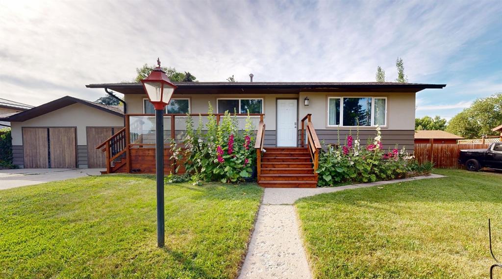 Picture of 2312 18 Street , Nanton Real Estate Listing