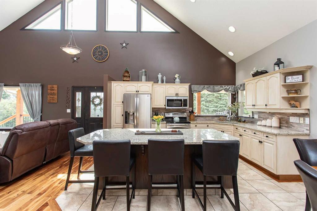Picture of 41104 Range Road 274  , Rural Lacombe County Real Estate Listing