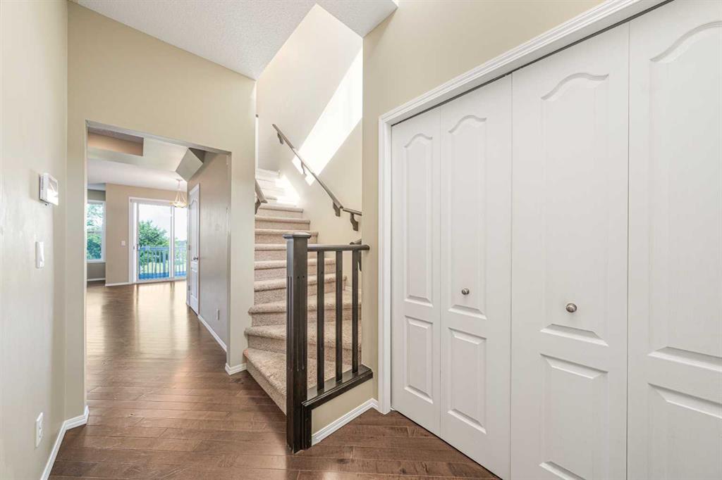 Picture of 48 Panatella Common NW, Calgary Real Estate Listing