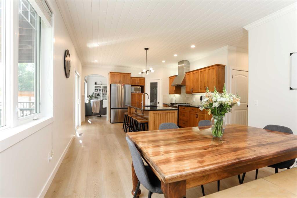 Picture of 2135 33 Avenue , Coaldale Real Estate Listing