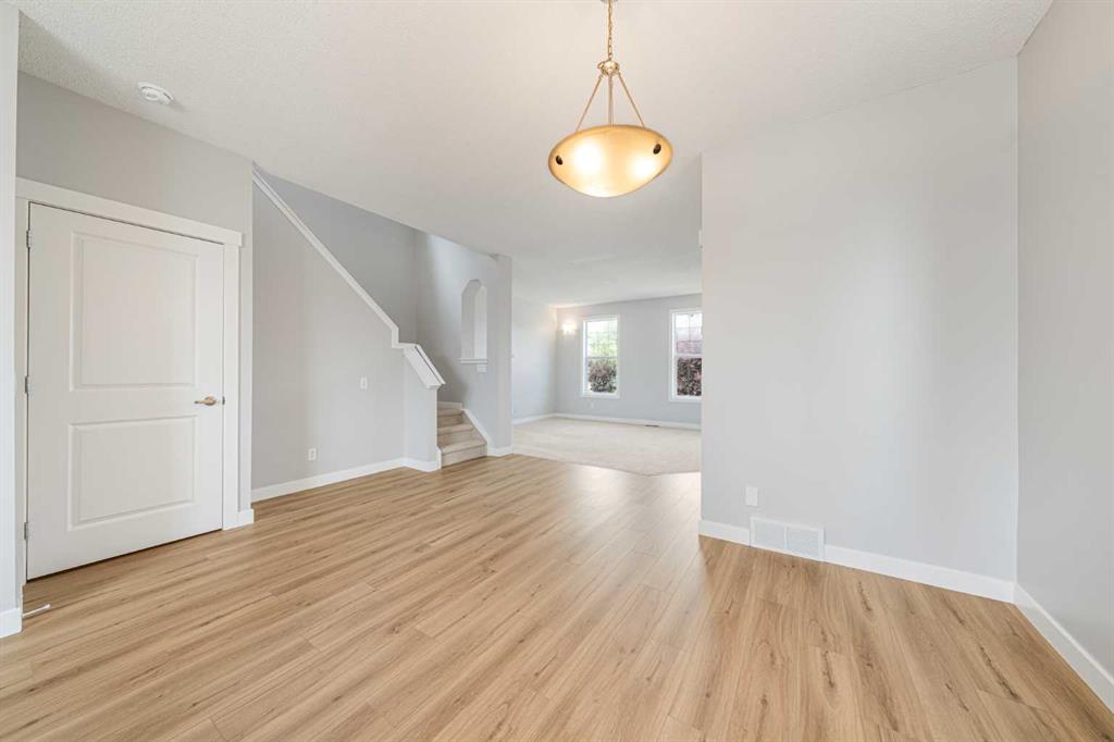 Picture of 183 Silverado Way SW, Calgary Real Estate Listing