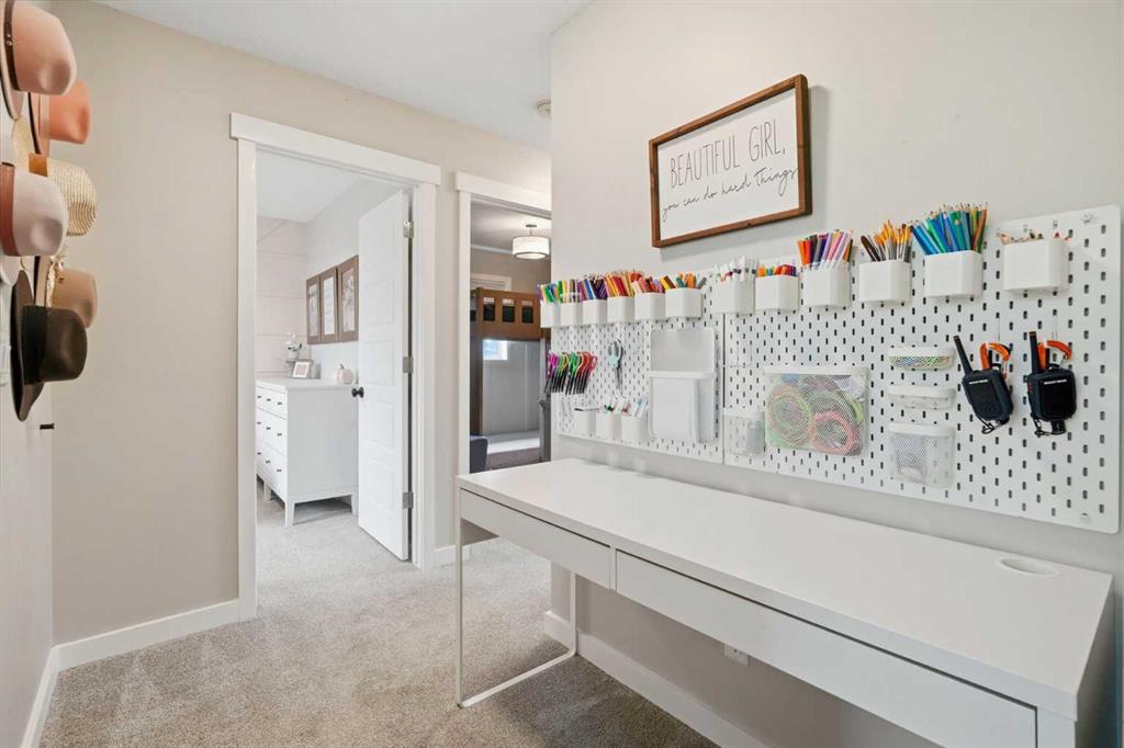 Picture of 2518 Ravenswood View SE, Airdrie Real Estate Listing