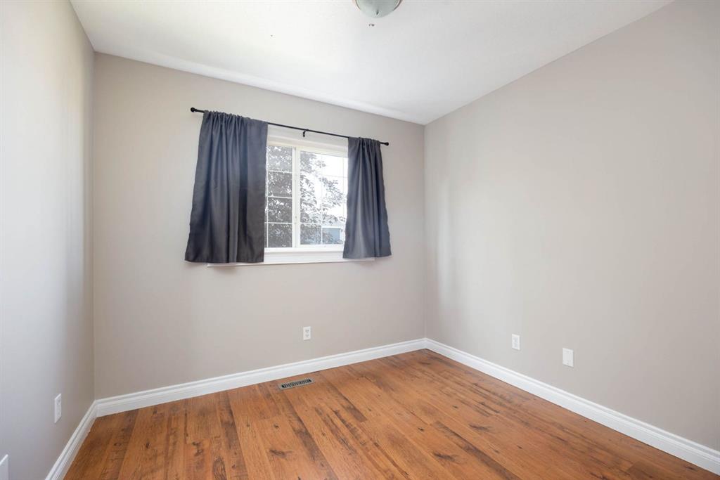 Picture of 632 Athabasca Avenue , Fort McMurray Real Estate Listing
