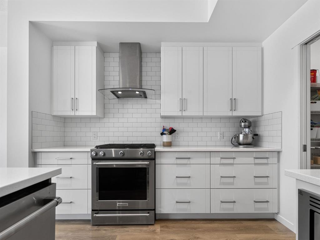 Picture of 228 Masters Crescent SE, Calgary Real Estate Listing