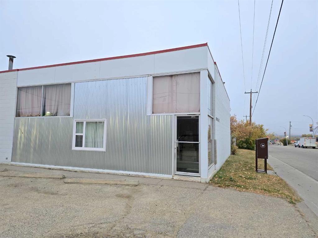 Picture of 9909 96 Avenue , Peace River Real Estate Listing