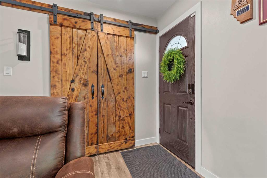 Picture of 1203 1 Street NE, Three Hills Real Estate Listing