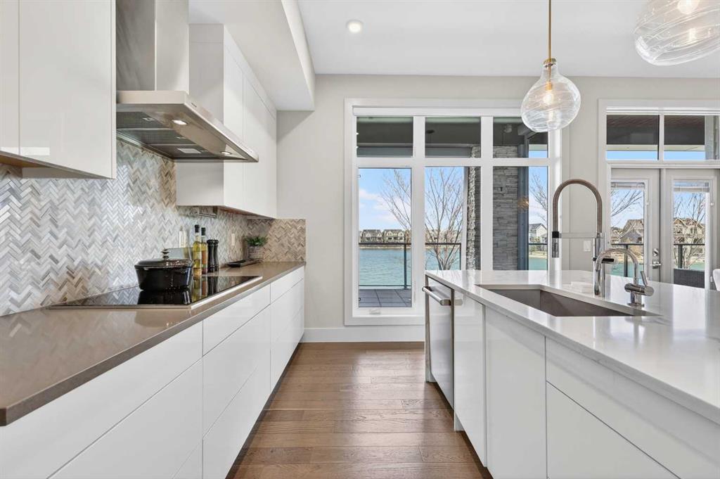 Picture of 101, 23 Mahogany Circle SE, Calgary Real Estate Listing