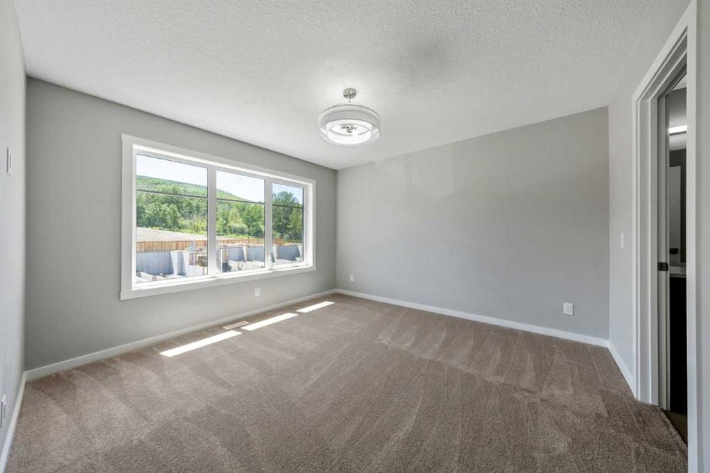 Picture of 56 Osprey Hill Place SW, Calgary Real Estate Listing