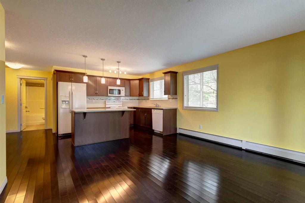 Picture of 102, 304 Cranberry Park SE, Calgary Real Estate Listing
