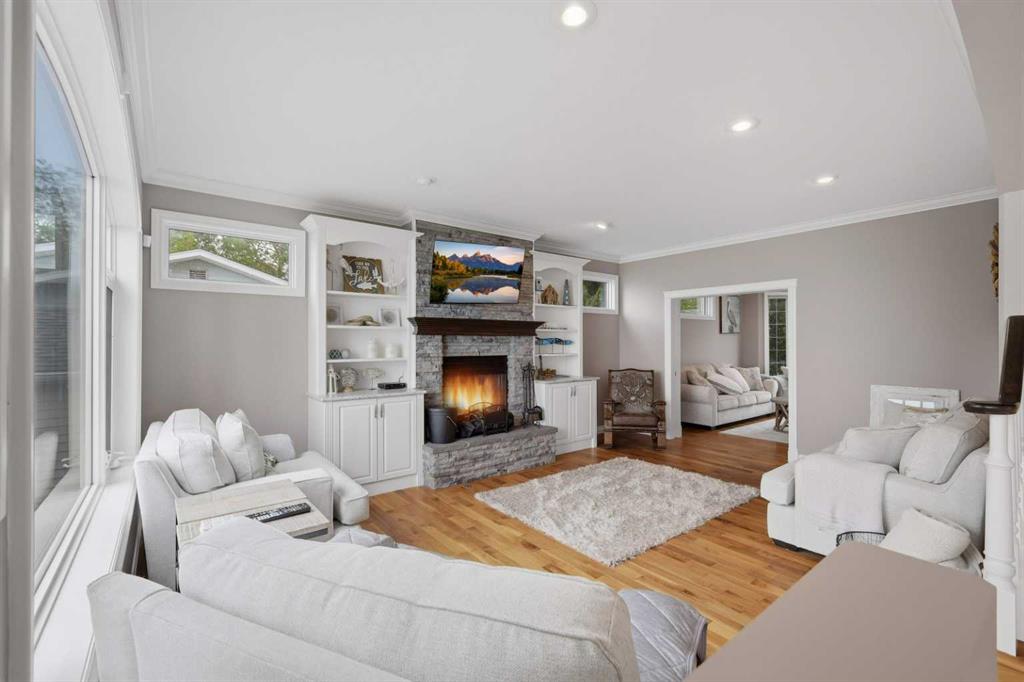 Picture of 85 Grand Ave  , Norglenwold Real Estate Listing