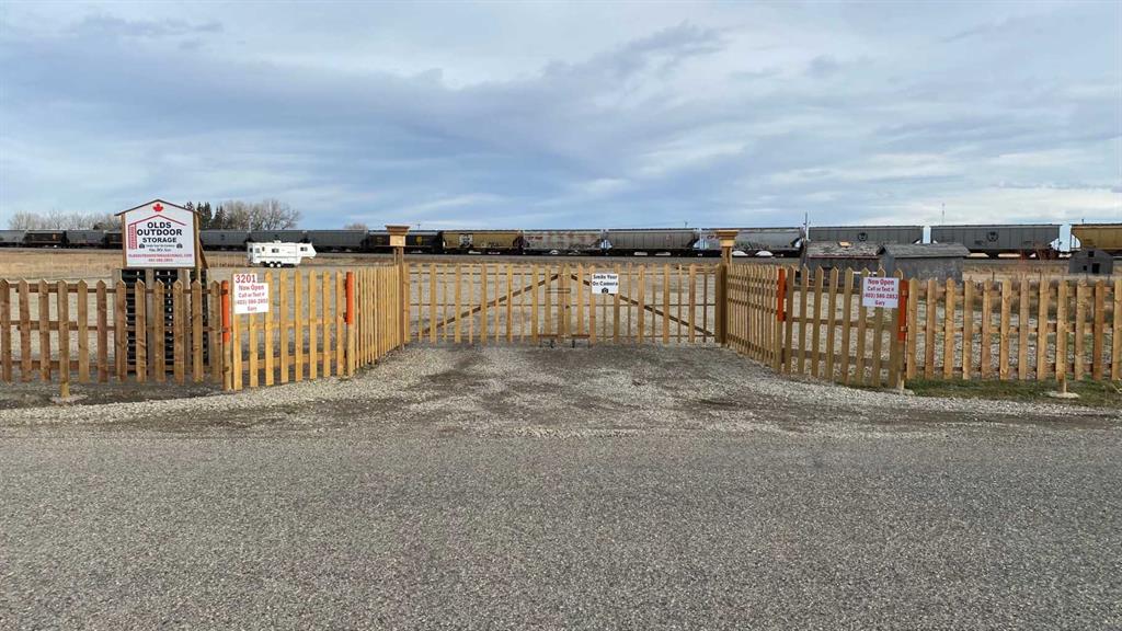 Picture of 3205 50 Avenue , Olds Real Estate Listing