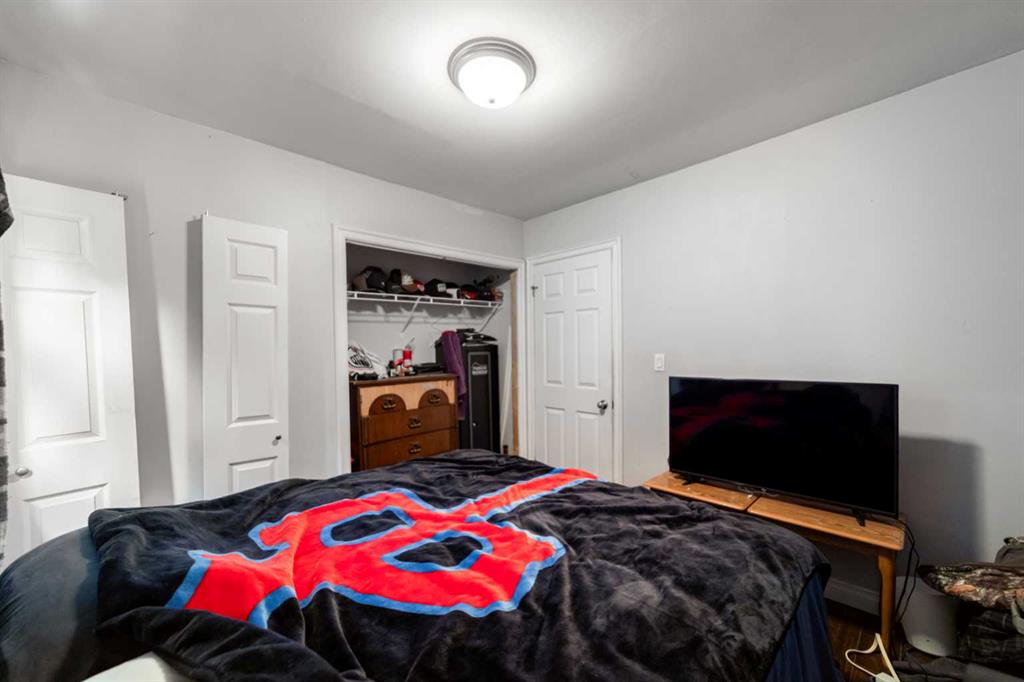 Picture of 5215 48 Street , Camrose Real Estate Listing