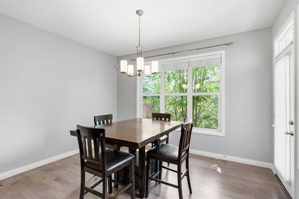Picture of 81 Riviera View , Cochrane Real Estate Listing