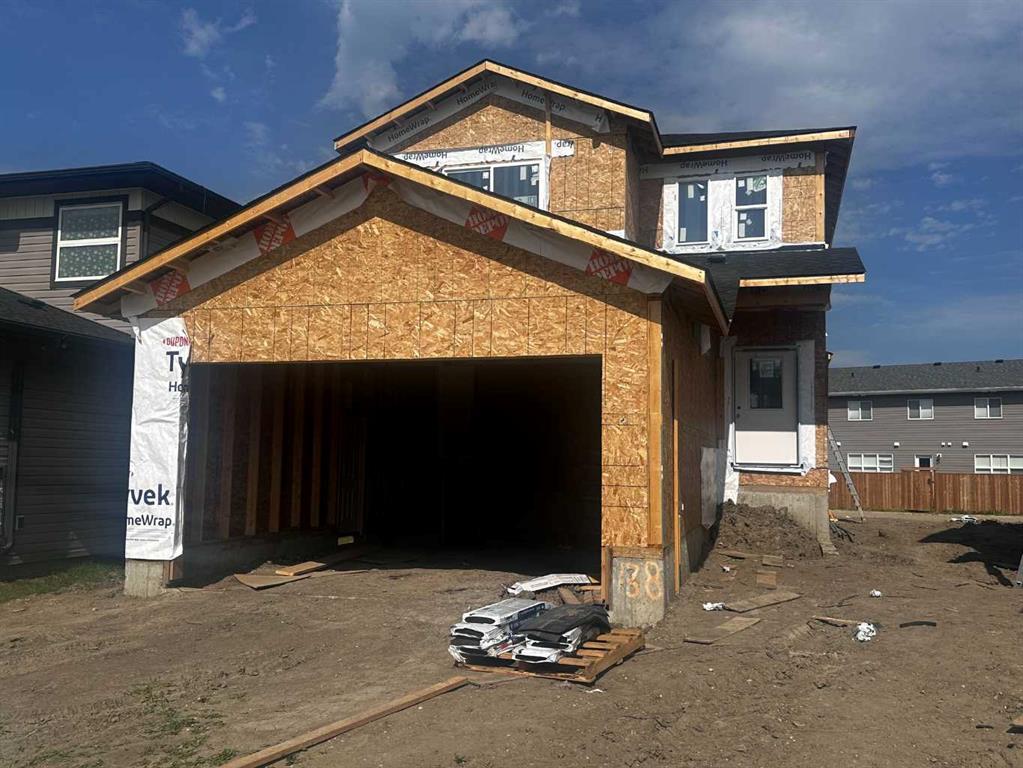 Picture of 138 Norseman Close , Penhold Real Estate Listing