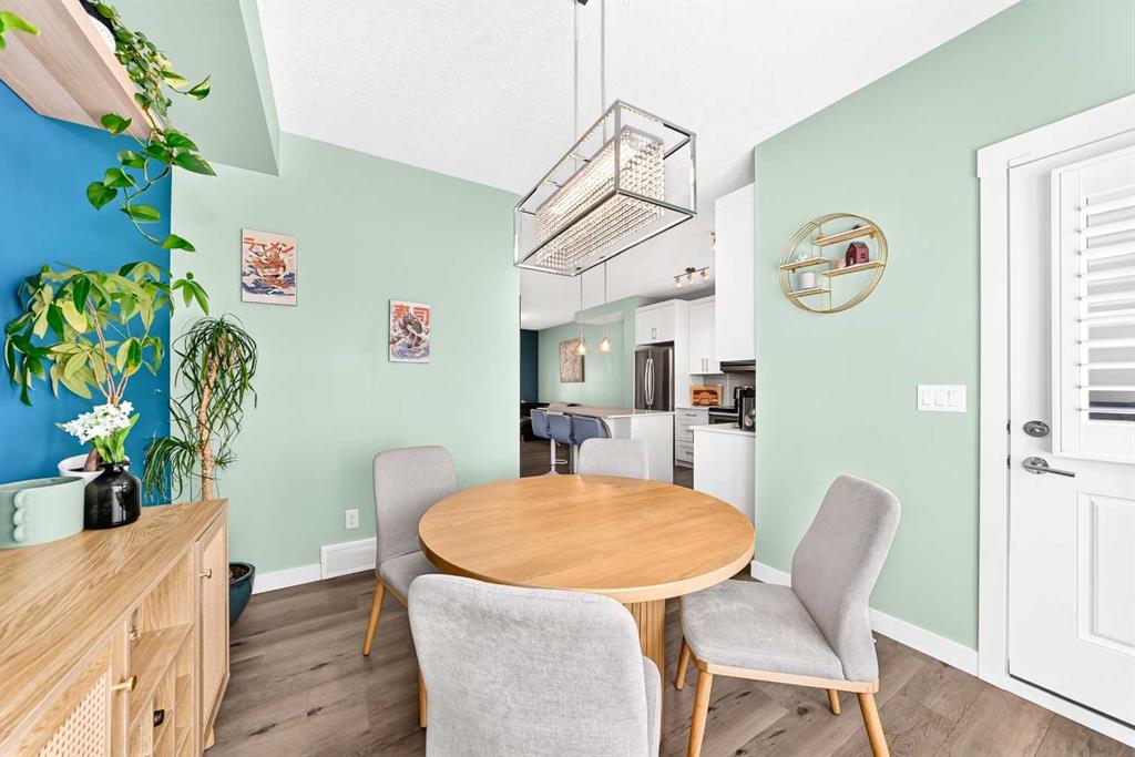 Picture of 532 Cranford Drive SE, Calgary Real Estate Listing