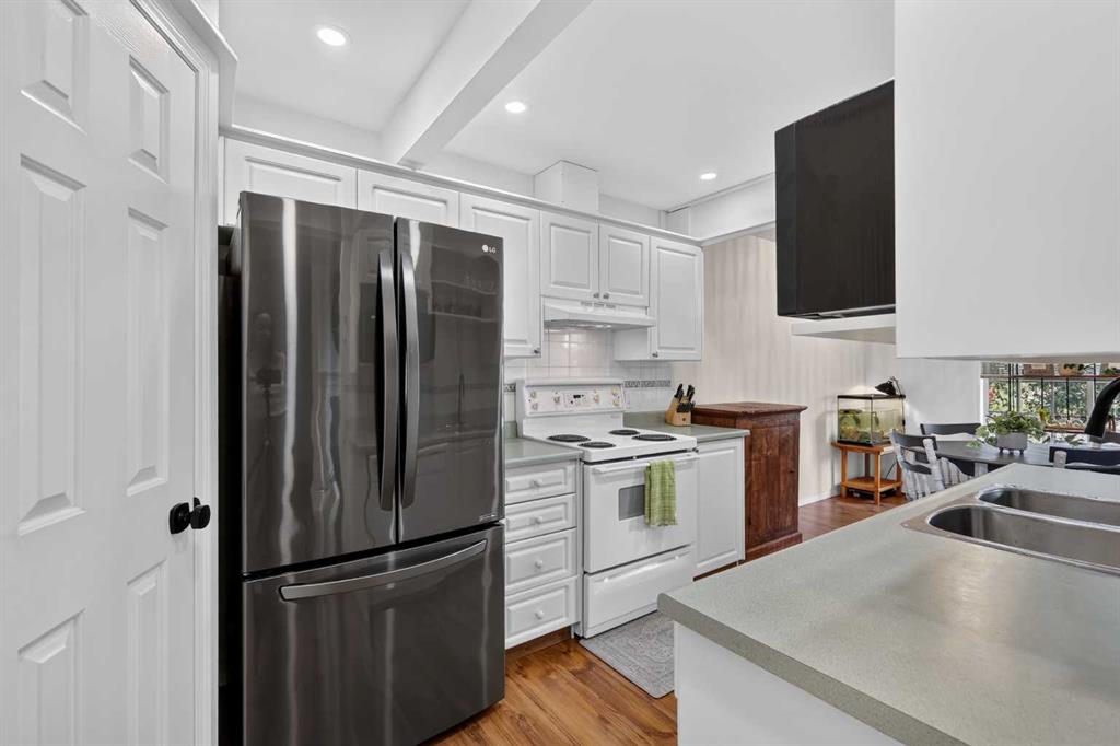 Picture of 37 Beddington Gardens NE, Calgary Real Estate Listing