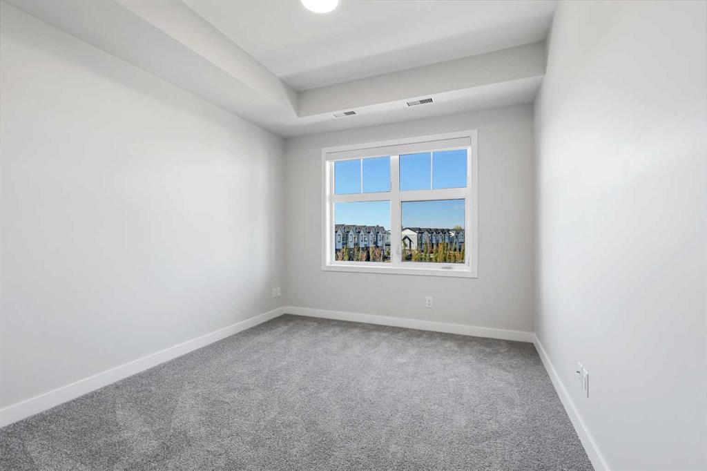 Picture of 317, 255 Les Jardins Park SE, Calgary Real Estate Listing
