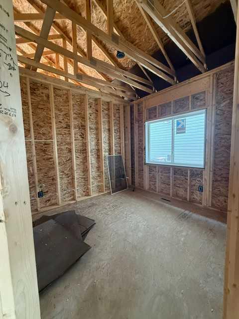 Picture of 11 Vincent Gate , Sylvan Lake Real Estate Listing