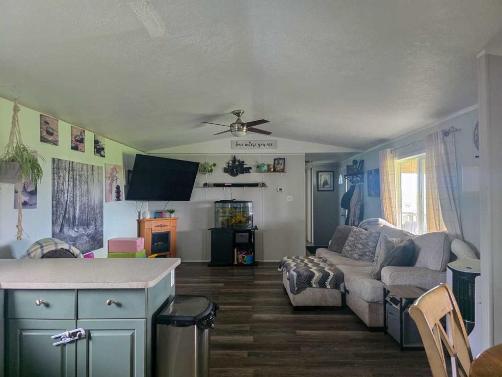Picture of 743045 Range Road 94  , Valhalla Centre Real Estate Listing